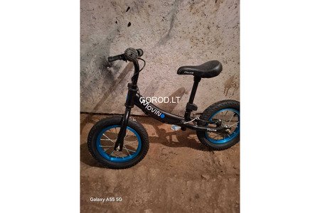 Продам беговел