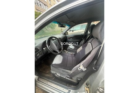 Продам автомобиль VOLVO S 40