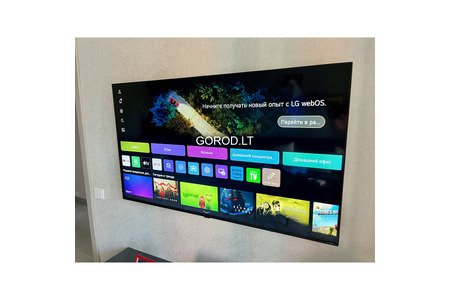 Почти новый 4К телевизор LG