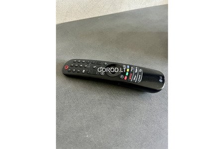 Почти новый 4К телевизор LG
