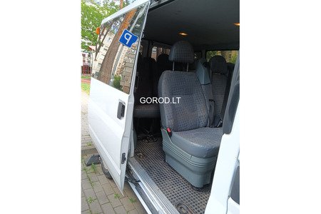 Микроавтобус