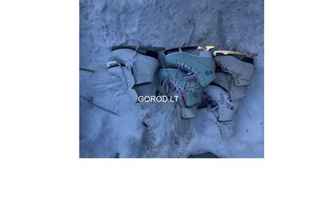 Коньки ,лыжи