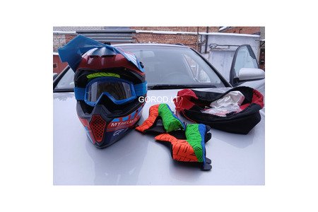 Vaikiškas moto šalmas