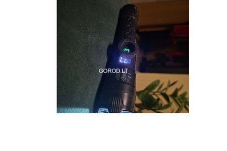 LED фонарик с подзарядкой.