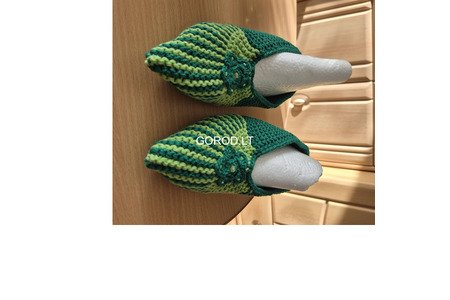 Вязаные тапочки.