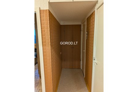 продается 4-х комн. квартира