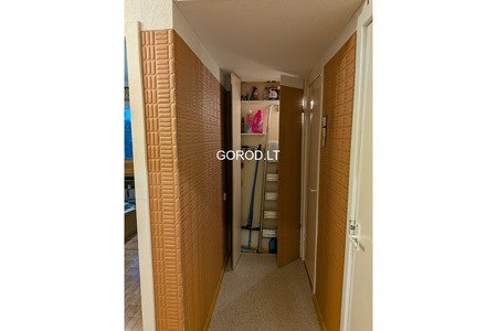 продается 4-х комн. квартира