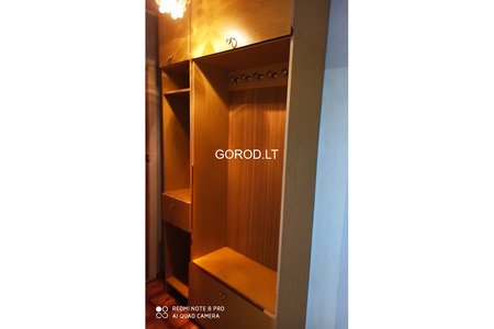 Отдам прихожую.