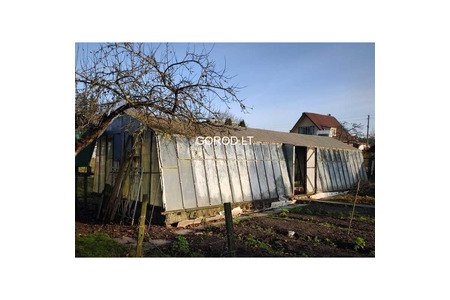 Продается садовый участок c постройками