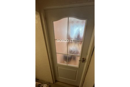 Продам двери с коробкой