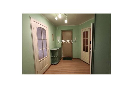 Продается большая 3-комнатная квартира в кирпичном доме