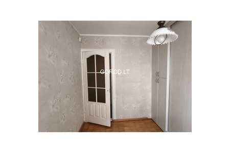Продается большая 3-комнатная квартира в кирпичном доме