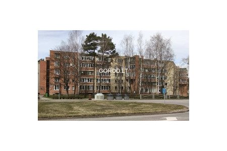 Продается большая 3-комнатная квартира в кирпичном доме