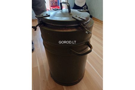 продам большой солдатский термос для еды