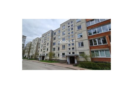 Продается 2-комнатная квартира
