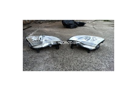 Продам фары на автомобиль Citroën Berlingo,