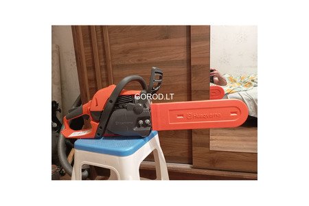 Husqvarna 130 nenaudotas benzininis pjūklas