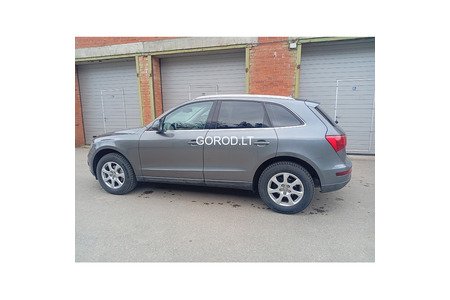 Продам Audi Q5