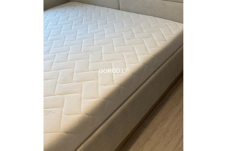 Продам матрас 200*200*я29