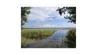 Усадьба на берегу озера Апвардай