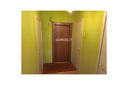 Продается 1-комнатная квартира в 1-ом микрорайоне