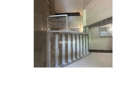 2-комн квартира в кирпичном доме, 3/5, 1 мкр