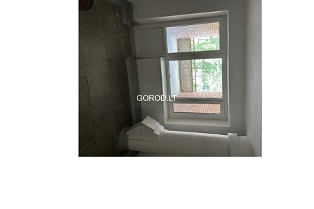 2-комн квартира в кирпичном доме, 3/5, 1 мкр