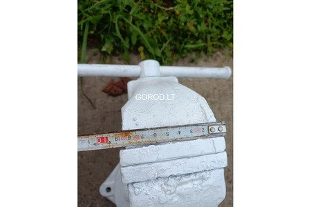 Продам Слесарные поворотные тиски.ГОСТ 4045-75.