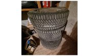 Продам 195/65 R15 зимние покрышки